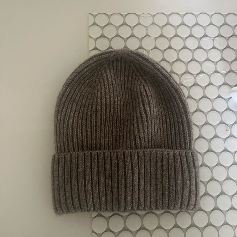 Men's Classic Brown Ribbed Beanie